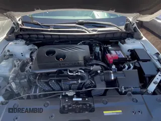 ✅ 2019 Nissan Altima SR • VIN: 1N4BL4CV6KC186911 • Lot: 92727635. Wystawiony na Copart z przebiegiem 210 311 mil. Bezpłatny archiwum sprzedaży aukcyjnych z USA i szczegółowy raport historii pojazdu na DreamBid. Zdjęcie 11.