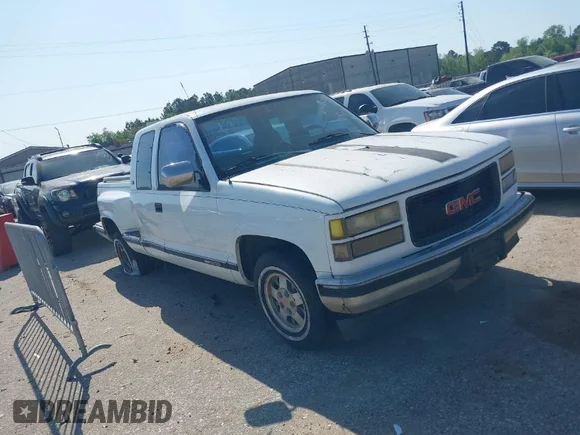 ✅ 1993 GMC Sierra 1500 • VIN: 2GTEC19Z6P1522862 • Lot: 41950793. Listed on IAAI with 332,633 mi. Free auction sales archive from the USA and detailed vehicle history report at DreamBid. Image 1.
