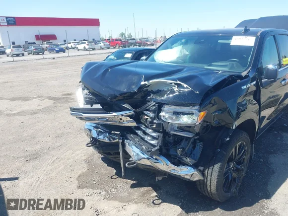 ✅ 2024 Chevrolet Silverado 1500 LTZ • VIN: 2GCUDGED7R1152966 • Lot: 42037717. Wystawiony na IAAI z przebiegiem 13 609 mil. Bezpłatny archiwum sprzedaży aukcyjnych z USA i szczegółowy raport historii pojazdu na DreamBid. Zdjęcie 6.