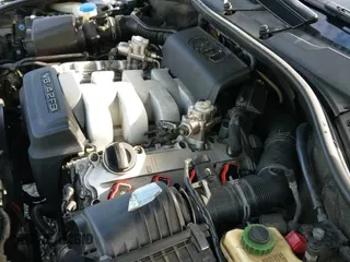 ✅ 2007 Audi Q7 Premium • VIN: WA1EV74L77D076445 • Lot: 41525359. Wystawiony na IAAI z przebiegiem 175 563 mil. Bezpłatny archiwum sprzedaży aukcyjnych z USA i szczegółowy raport historii pojazdu na DreamBid. Zdjęcie 19.