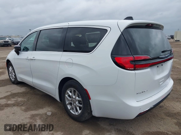 ✅ 2024 Chrysler Pacifica Touring L • VIN: 2C4RC1BG0RR144472 • Lot: 44558193. Wystawiony na IAAI z przebiegiem 40 796 mil. Bezpłatny archiwum sprzedaży aukcyjnych z USA i szczegółowy raport historii pojazdu na DreamBid. Zdjęcie 3.