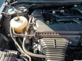 ✅ 2023 Lincoln Corsair Reserve • VIN: 5LMCJ2DA5PUL21195 • Lot: 71174005. Wystawiony na Copart z przebiegiem 24 377 mil. Bezpłatny archiwum sprzedaży aukcyjnych z USA i szczegółowy raport historii pojazdu na DreamBid. Zdjęcie 14.