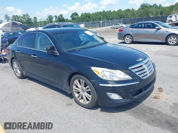 ✅ 2013 Hyundai Genesis 3.8L • VIN: KMHGC4DD0DU251881 • Лот: 43000367. Опубликован ранее на IAAI с пробегом 156 306 миль. Бесплатный доступ к архиву аукционных продаж из США и подробный отчёт об истории автомобиля на DreamBid. Изображение 1.