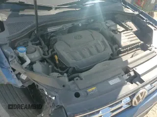 ✅ 2020 Volkswagen Tiguan SE • VIN: 3VV3B7AX0LM176755 • Lot: 85009235. Listed on Copart with 39,944 mi. Free auction sales archive from the USA and detailed vehicle history report at DreamBid. Image 17.