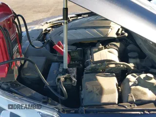 ✅ 2014 Kia Cadenza Premium • VIN: KNALN4D77E5141281 • Lot: 41403131. Wystawiony na IAAI z przebiegiem 126 689 mil. Bezpłatny archiwum sprzedaży aukcyjnych z USA i szczegółowy raport historii pojazdu na DreamBid. Zdjęcie 12.