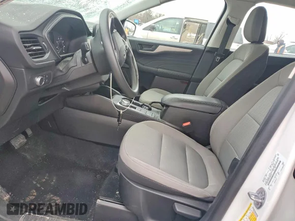 ✅ 2022 Ford Escape S • VIN: 1FMCU9F6XNUB00572 • Лот: 48622016. Опубліковано раніше на Copart з пробігом 9 748 миль. Безкоштовний доступ до архіву аукціонних продажів зі США та докладний звіт про історію автомобіля на DreamBid. Зображення 7.