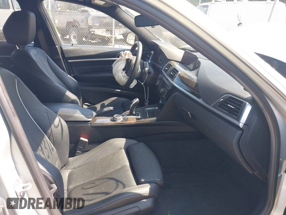 ✅ 2016 BMW 3 Series 328i xDrive • VIN: WBA8G5C5XGK753064 • Лот: 45143729. Опубліковано раніше на IAAI з пробігом 84 720 миль. Безкоштовний доступ до архіву аукціонних продажів зі США та докладний звіт про історію автомобіля на DreamBid. Зображення 5.