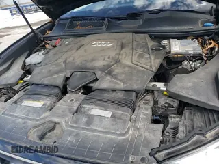 ✅ 2019 Audi Q8 Prestige • VIN: WA1CVAF11KD015407 • Lot: 56926625. Listed on Copart with 79,737 mi. Free auction sales archive from the USA and detailed vehicle history report at DreamBid. Image 18.