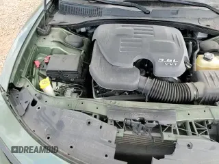 2018 Dodge Charger SXT Plus with VIN 2C3CDXHG1JH228697, listed as a Copart auction lot 68356945 with 117,117 mi miles and Salvage title. Bid and sale history available at DreamBid. Image 16.