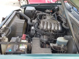 ✅ 2003 Toyota Tundra • VIN: 5TBJN32183S429975 • Lot: 41594934. Wystawiony na IAAI z przebiegiem 324 145 mil. Bezpłatny archiwum sprzedaży aukcyjnych z USA i szczegółowy raport historii pojazdu na DreamBid. Zdjęcie 14.