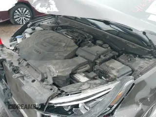 ✅ 2017 Kia Cadenza Premium • VIN: KNALC4J11H5093061 • Lot: 41650849. Listed on IAAI with 138,989 mi. Free auction sales archive from the USA and detailed vehicle history report at DreamBid. Image 20.