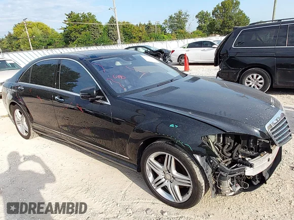 2013 Mercedes-Benz S 550