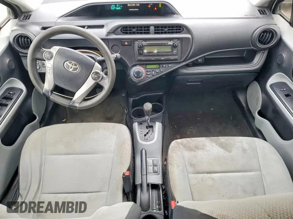 ✅ 2013 Toyota Prius Three • VIN: JTDKDTB33D1528718 • Lot: 77046535. Wystawiony na Copart z przebiegiem 282 851 mil. Bezpłatny archiwum sprzedaży aukcyjnych z USA i szczegółowy raport historii pojazdu na DreamBid. Zdjęcie 8.