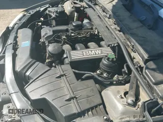 ✅ 2009 BMW 3 Series 328i • VIN: WBAPH73519A172016 • Lot: 43335455. Wystawiony na IAAI z przebiegiem 146 426 mil. Bezpłatny archiwum sprzedaży aukcyjnych z USA i szczegółowy raport historii pojazdu na DreamBid. Zdjęcie 20.