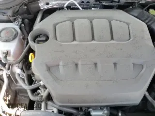 ✅ 2023 Volkswagen Golf GTI 40th Anniversary Edition • VIN: WVW9A7CD1PW165669 • Lot: 84748295. Wystawiony na Copart z przebiegiem 26 301 mil. Bezpłatny archiwum sprzedaży aukcyjnych z USA i szczegółowy raport historii pojazdu na DreamBid. Zdjęcie 16.