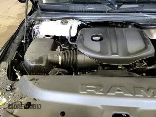 ✅ 2025 Ram 1500 Laramie • VIN: 1C6SRFRP4SN627251 • Lot: 60502875. Wystawiony na Copart z przebiegiem 1 381 mil. Bezpłatny archiwum sprzedaży aukcyjnych z USA i szczegółowy raport historii pojazdu na DreamBid. Zdjęcie 15.