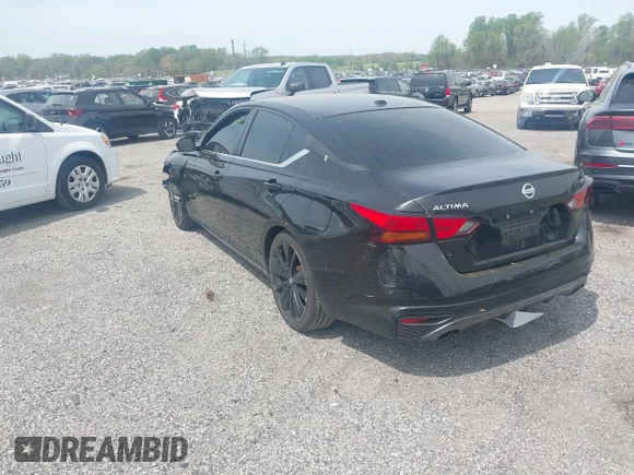✅ 2019 Nissan Altima SR • VIN: 1N4BL4CV4KC125184 • Lot: 44885686. Wystawiony na IAAI z przebiegiem 119 628 mil. Bezpłatny archiwum sprzedaży aukcyjnych z USA i szczegółowy raport historii pojazdu na DreamBid. Zdjęcie 3.