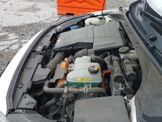 ✅ 2017 Hyundai Ioniq Limited • VIN: KMHC85LC4HU020843 • Lot: 41727859. Wystawiony na IAAI z przebiegiem 162 296 mil. Bezpłatny archiwum sprzedaży aukcyjnych z USA i szczegółowy raport historii pojazdu na DreamBid. Zdjęcie 19.