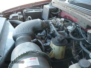 ✅ 1997 Ford Expedition XLT • VIN: 1FMFU18L5VLA43768 • Лот: 43632131. Опубликован ранее на IAAI с пробегом 204 047 миль. Бесплатный доступ к архиву аукционных продаж из США и подробный отчёт об истории автомобиля на DreamBid. Изображение 19.