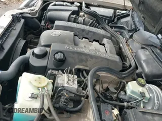 ✅ 2001 Mercedes-Benz E 320 • VIN: WDBJF65J11B327387 • Lot: 43616150. Listed on IAAI with 139,114 mi. Free auction sales archive from the USA and detailed vehicle history report at DreamBid. Image 15.