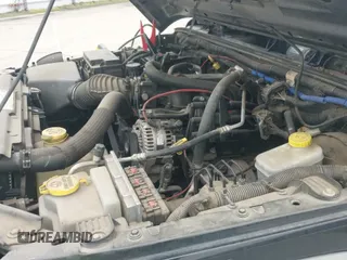 ✅ 2009 Jeep Wrangler Unlimited X • VIN: 1J8GA391X9L764855 • Lot: 43752984. Wystawiony na IAAI z przebiegiem 185 517 mil. Bezpłatny archiwum sprzedaży aukcyjnych z USA i szczegółowy raport historii pojazdu na DreamBid. Zdjęcie 19.