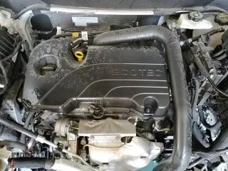 ✅ 2025 Chevrolet Equinox FWD LT • VIN: 3GNAXHEG4SL226186 • Lot: 70232515. Wystawiony na Copart z przebiegiem 14 879 mil. Bezpłatny archiwum sprzedaży aukcyjnych z USA i szczegółowy raport historii pojazdu na DreamBid. Zdjęcie 15.