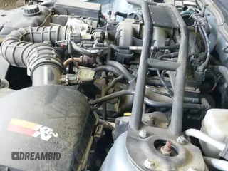 ✅ 2005 Ford Mustang Deluxe • VIN: 1ZVFT84N355227745 • Лот: 42725439. Опубликован ранее на IAAI с пробегом 298 222 миль. Бесплатный доступ к архиву аукционных продаж из США и подробный отчёт об истории автомобиля на DreamBid. Изображение 13.