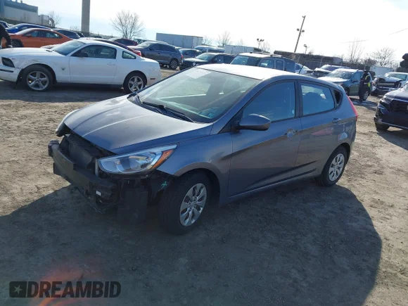 ✅ 2017 Hyundai Accent SE • VIN: KMHCT5AE0HU313173 • Lot: 44235373. Wystawiony na IAAI z przebiegiem Nie podano. Bezpłatny archiwum sprzedaży aukcyjnych z USA i szczegółowy raport historii pojazdu na DreamBid. Zdjęcie 2.