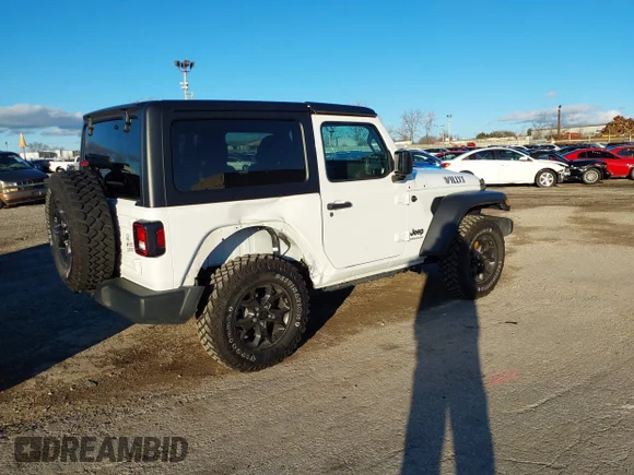 ✅ 2022 Jeep Wrangler Sport S • VIN: 1C4GJXAG4NW145790 • Lot: 40903469. Wystawiony na IAAI z przebiegiem 20 181 mil. Bezpłatny archiwum sprzedaży aukcyjnych z USA i szczegółowy raport historii pojazdu na DreamBid. Zdjęcie 4.