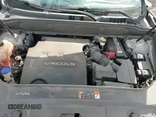 ✅ 2017 Lincoln MKX Reserve • VIN: 2LMPJ6LR8HBL12716 • Lot: 85778365. Listed on Copart with 64,282 mi. Free auction sales archive from the USA and detailed vehicle history report at DreamBid. Image 16.