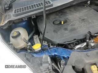 ✅ 2017 Ford Escape SE • VIN: 1FMCU9GD9HUC74991 • Lot: 91552445. Wystawiony na Copart z przebiegiem 127 189 mil. Bezpłatny archiwum sprzedaży aukcyjnych z USA i szczegółowy raport historii pojazdu na DreamBid. Zdjęcie 16.