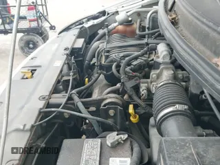 ✅ 2004 Ford Freestar S • VIN: 2FMZA50614BA19517 • Lot: 41264090. Wystawiony na IAAI z przebiegiem 162 760 mil. Bezpłatny archiwum sprzedaży aukcyjnych z USA i szczegółowy raport historii pojazdu na DreamBid. Zdjęcie 12.