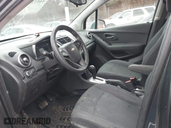 ✅ 2016 Chevrolet Trax LS • VIN: 3GNCJNSB8GL246532 • Lot: 44432586. Listed on IAAI with 142,091 mi. Free auction sales archive from the USA and detailed vehicle history report at DreamBid. Image 5.