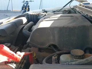 ✅ 2003 Ford Explorer XLT • VIN: 1FMZU73W03UA90571 • Lot: 43890798. Wystawiony na IAAI z przebiegiem 189 253 mil. Bezpłatny archiwum sprzedaży aukcyjnych z USA i szczegółowy raport historii pojazdu na DreamBid. Zdjęcie 13.