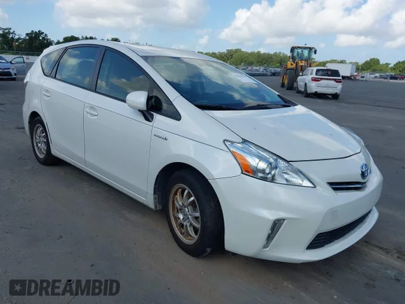 ✅ 2012 Toyota Prius Three • VIN: JTDZN3EU1C3185295 • Lot: 45463393. Wystawiony na IAAI z przebiegiem 138 817 mil. Bezpłatny archiwum sprzedaży aukcyjnych z USA i szczegółowy raport historii pojazdu na DreamBid. Zdjęcie 1.