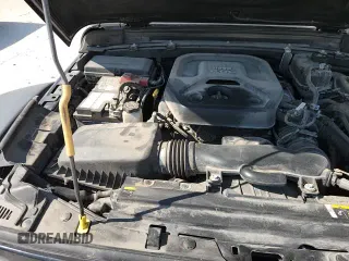 ✅ 2021 Jeep Wrangler Unlimited Rubicon • VIN: 1C4HJXFN6MW516183 • Lot: 68026615. Listed on Copart with 66,726 mi. Free auction sales archive from the USA and detailed vehicle history report at DreamBid. Image 16.