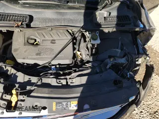 ✅ 2018 Ford Escape SEL • VIN: 1FMCU9HD5JUB99193 • Lot: 90870925. Listed on Copart with 118,952 mi. Free auction sales archive from the USA and detailed vehicle history report at DreamBid. Image 16.