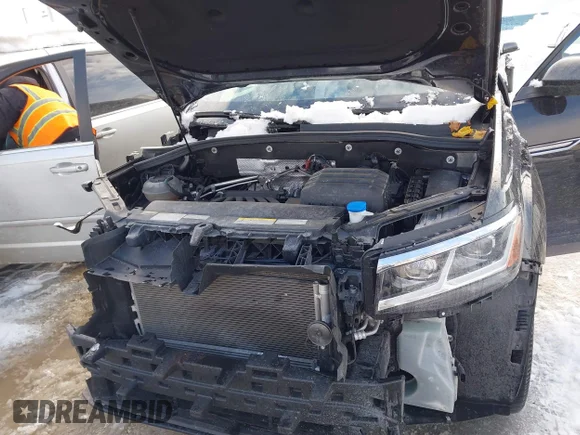 ✅ 2021 Volkswagen Atlas SE • VIN: 1V2KE2CA0MC231882 • Lot: 41542291. Wystawiony na IAAI z przebiegiem 37 219 mil. Bezpłatny archiwum sprzedaży aukcyjnych z USA i szczegółowy raport historii pojazdu na DreamBid. Zdjęcie 10.