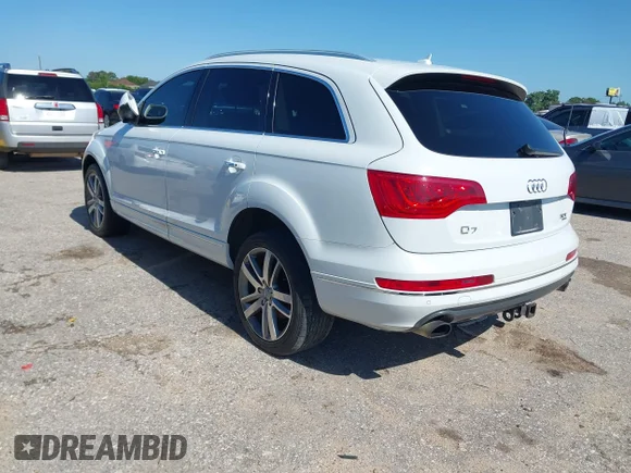 ✅ 2014 Audi Q7 Premium Plus • VIN: WA1LGAFE4ED010722 • Lot: 45230555. Listed on IAAI with 134,825 mi. Free auction sales archive from the USA and detailed vehicle history report at DreamBid. Image 3.