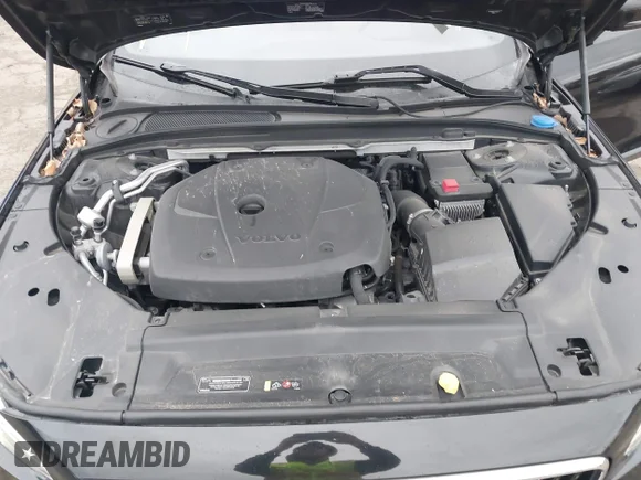 ✅ 2018 Volvo V90 • VIN: YV4102NK5J1035071 • Lot: 44584633. Wystawiony na IAAI z przebiegiem 108 141 mil. Bezpłatny archiwum sprzedaży aukcyjnych z USA i szczegółowy raport historii pojazdu na DreamBid. Zdjęcie 10.
