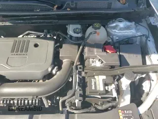 ✅ 2021 Chevrolet Blazer LT • VIN: 3GNKBCR42MS531054 • Lot: 84247535. Listed on Copart with 42,174 mi. Free auction sales archive from the USA and detailed vehicle history report at DreamBid. Image 16.