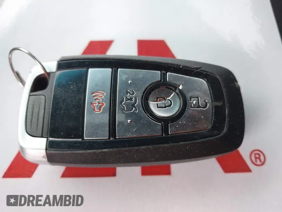 ✅ 2020 Ford Mustang GT • VIN: 1FA6P8CF6L5174608 • Lot: 43558572. Wystawiony na IAAI z przebiegiem Nie podano. Bezpłatny archiwum sprzedaży aukcyjnych z USA i szczegółowy raport historii pojazdu na DreamBid. Zdjęcie 11.