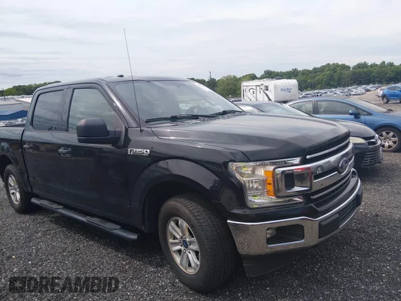 ✅ 2018 Ford F-150 XL • VIN: 1FTEW1CB7JFC55198 • Lot: 45391271. Wystawiony na IAAI z przebiegiem 241 926 mil. Bezpłatny archiwum sprzedaży aukcyjnych z USA i szczegółowy raport historii pojazdu na DreamBid. Zdjęcie 1.