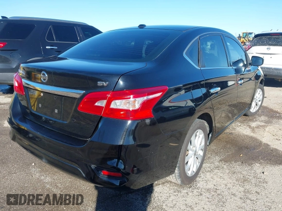 ✅ 2018 Nissan Sentra SV • VIN: 3N1AB7AP1JL623055 • Lot: 43961098. Wystawiony na IAAI z przebiegiem 141 397 mil. Bezpłatny archiwum sprzedaży aukcyjnych z USA i szczegółowy raport historii pojazdu na DreamBid. Zdjęcie 4.