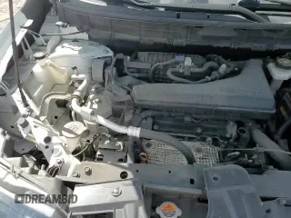 ✅ 2018 Nissan Rogue S • VIN: JN8AT2MT8JW461574 • Lot: 82204565. Wystawiony na Copart z przebiegiem 139 770 mil. Bezpłatny archiwum sprzedaży aukcyjnych z USA i szczegółowy raport historii pojazdu na DreamBid. Zdjęcie 16.