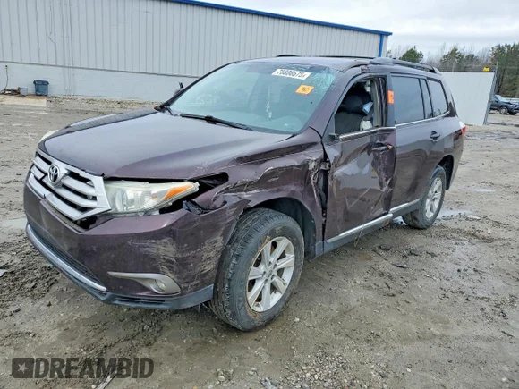✅ 2013 Toyota Highlander Plus • VIN: 5TDZA3EH8DS036428 • Lot: 78886575. Wystawiony na Copart z przebiegiem 209 244 mil. Bezpłatny archiwum sprzedaży aukcyjnych z USA i szczegółowy raport historii pojazdu na DreamBid. Zdjęcie 1.