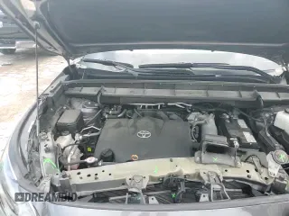 ✅ 2021 Toyota Highlander XLE • VIN: 5TDGZRAH7MS532734 • Lot: 81297175. Listed on Copart with 65,032 mi. Free auction sales archive from the USA and detailed vehicle history report at DreamBid. Image 15.