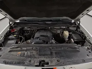 2015 Chevrolet Silverado 2500HD Work Truck z VIN 1GC2CUEG4FZ558368, wystawiony jako Copart lot #65718995 z przebiegiem 126 643 mil mil oraz Czysty tytuł • Clean title. Historia ofert i sprzedaży dostępna na DreamBid. Obrazek 15.