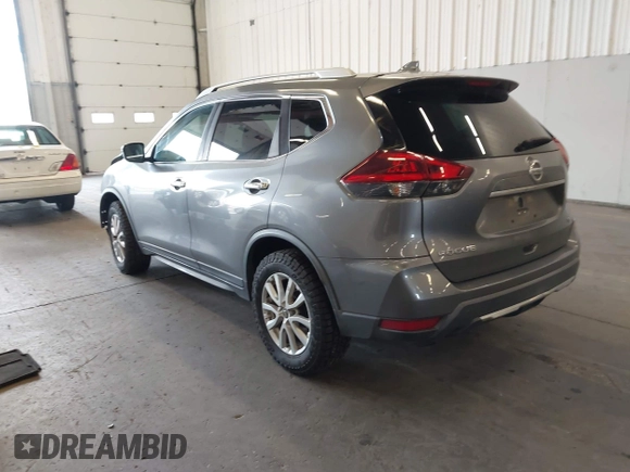 ✅ 2018 Nissan Rogue S • VIN: KNMAT2MT4JP509416 • Lot: 44108550. Wystawiony na IAAI z przebiegiem 117 758 mil. Bezpłatny archiwum sprzedaży aukcyjnych z USA i szczegółowy raport historii pojazdu na DreamBid. Zdjęcie 3.
