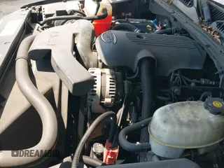 ✅ 2004 GMC Yukon SLT • VIN: 1GKEC13ZX4R154461 • Lot: 43011030. Listed on IAAI with 255,833 mi. Free auction sales archive from the USA and detailed vehicle history report at DreamBid. Image 14.